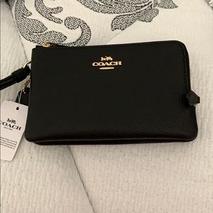 NWT Coach Double Zip Pebble Wristlet Wallet